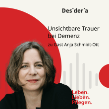 Podcastcover unsichtbare Trauer bei Demenz. Eine Frau mit dunklen Haaren lächelt leicht.