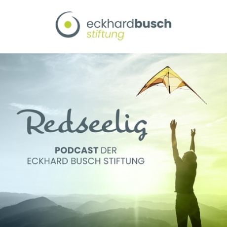 Podcastcover Redseelig ein Mensch lässt einen Drachen steigen