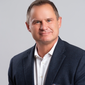 Porträtfoto von Univ.-Prof. Dr. med. Christoph Kleinschnitz, Direktor der Klinik für Neurologie an der Universitätsklinik Essen.