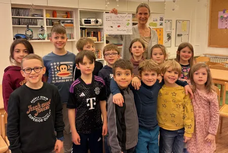 Spendenübergabe im KinderHouse