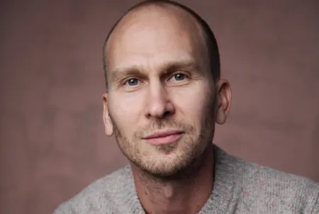 Schriftsteller Autor Filmemacher Lukas Olszewski Portrait