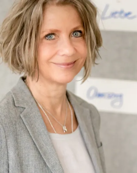 Frau Brigitte Schmitt-Hausser